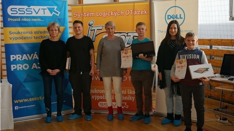 Výsledky soutěže IT-SLOT: čeští žáci rozumí počítačům, ale ztrácí logické myšlení